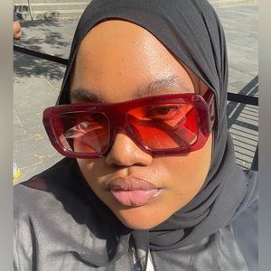 Meet your Posher, Kami